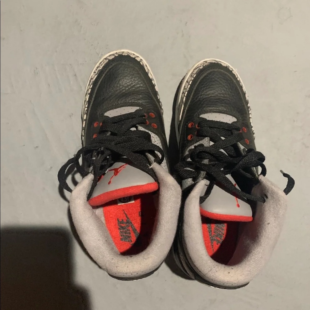 Nike Air Jordan Cement 3s